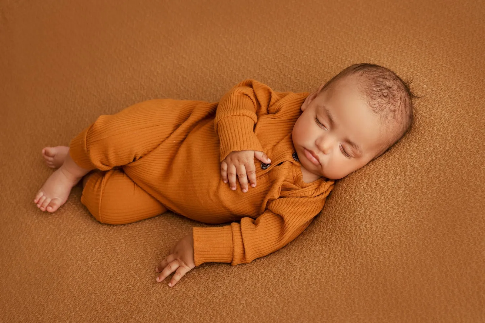 Bebe 2–12 mj fotografiranje, Studio Devine — fotografija 2
